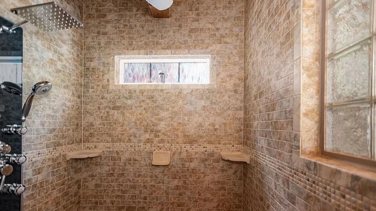 Photo of Bathroom in Port Lavaca
