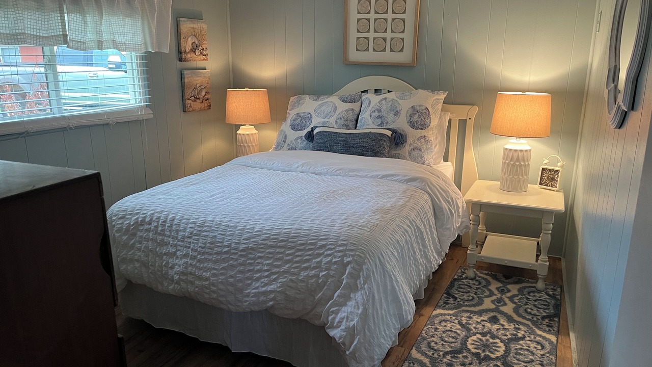 Photo of Bedroom in Sylvan Beach