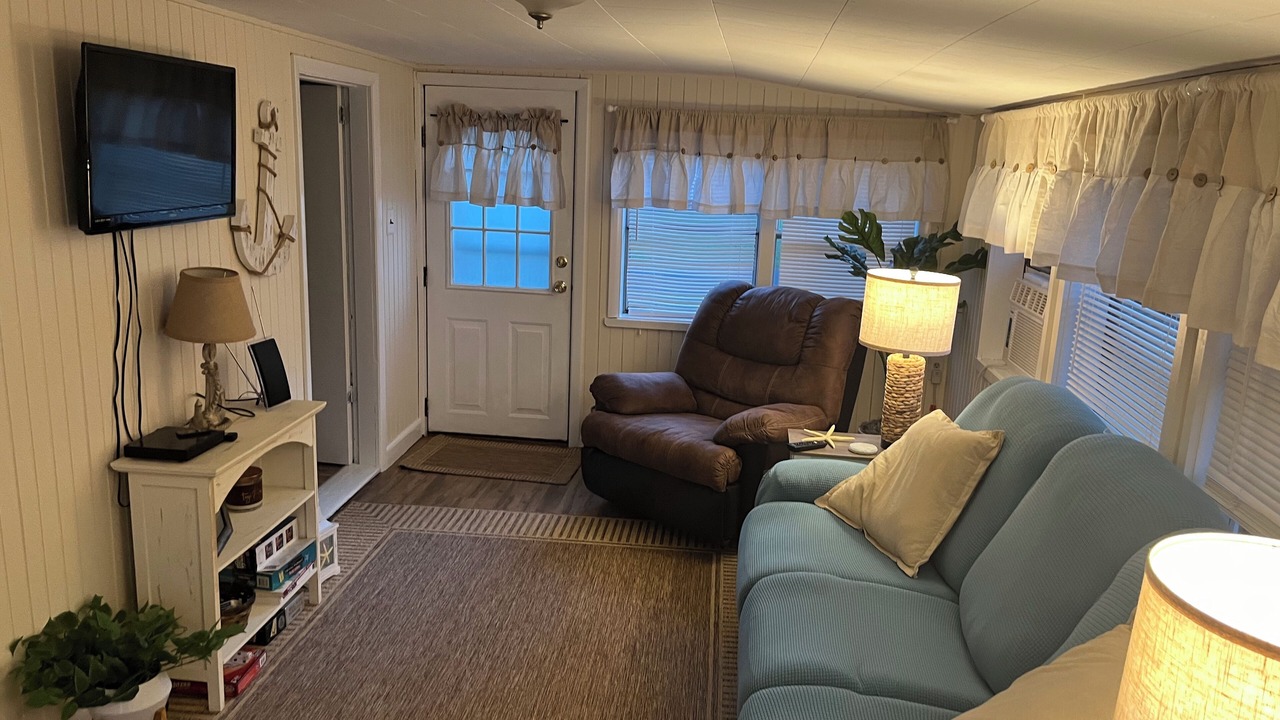 Photo of Livingroom in Sylvan Beach