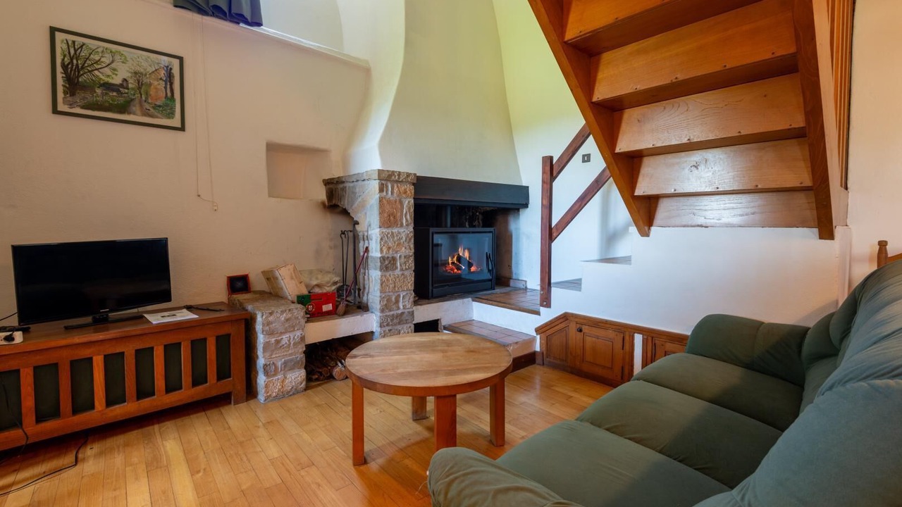 Photo of Livingroom in Saint-Pierre-des-Tripiers