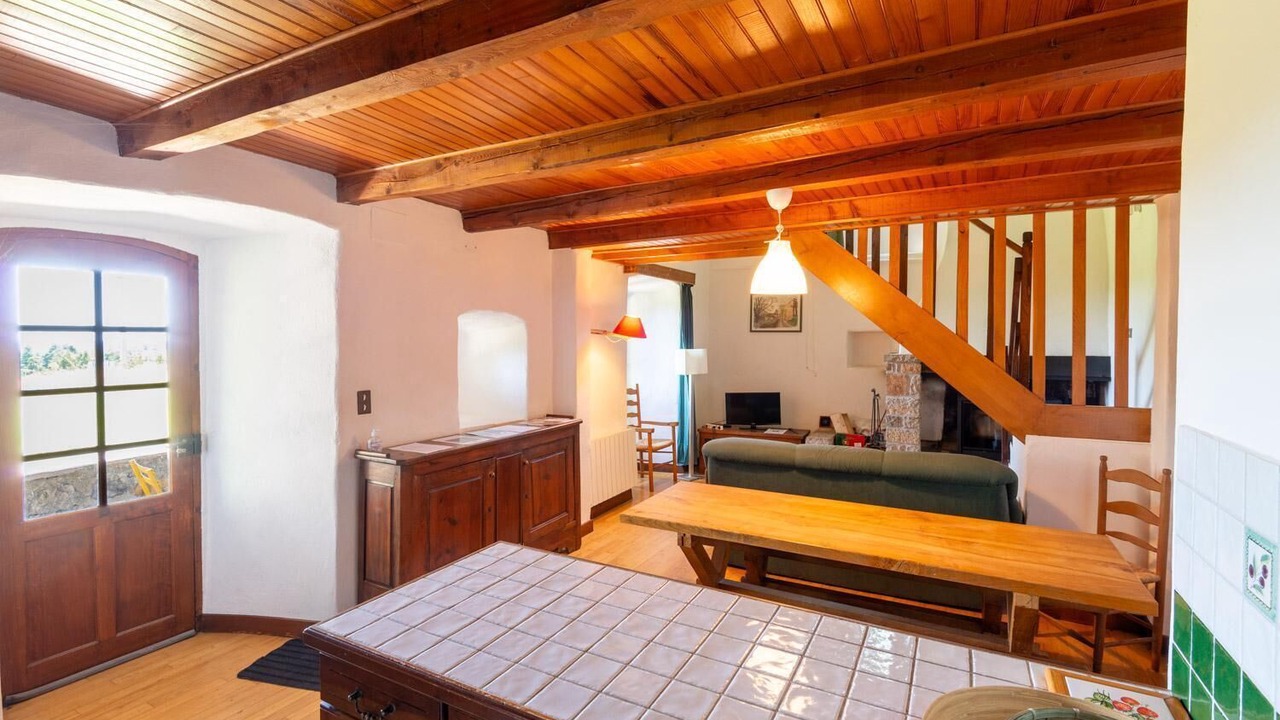Photo of Livingroom in Saint-Pierre-des-Tripiers