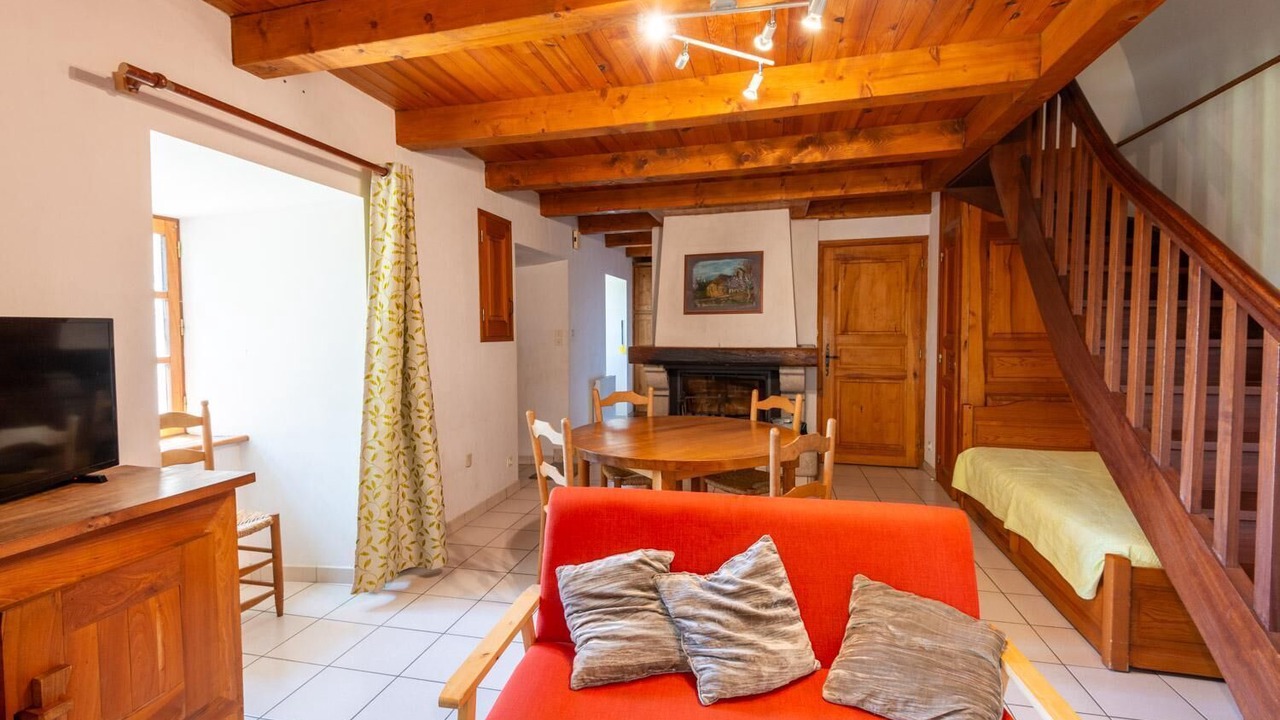Photo of Livingroom in Saint-Pierre-des-Tripiers