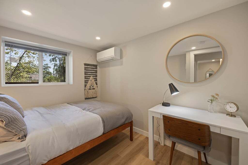 Photo of Bedroom in Seattle Metro Area