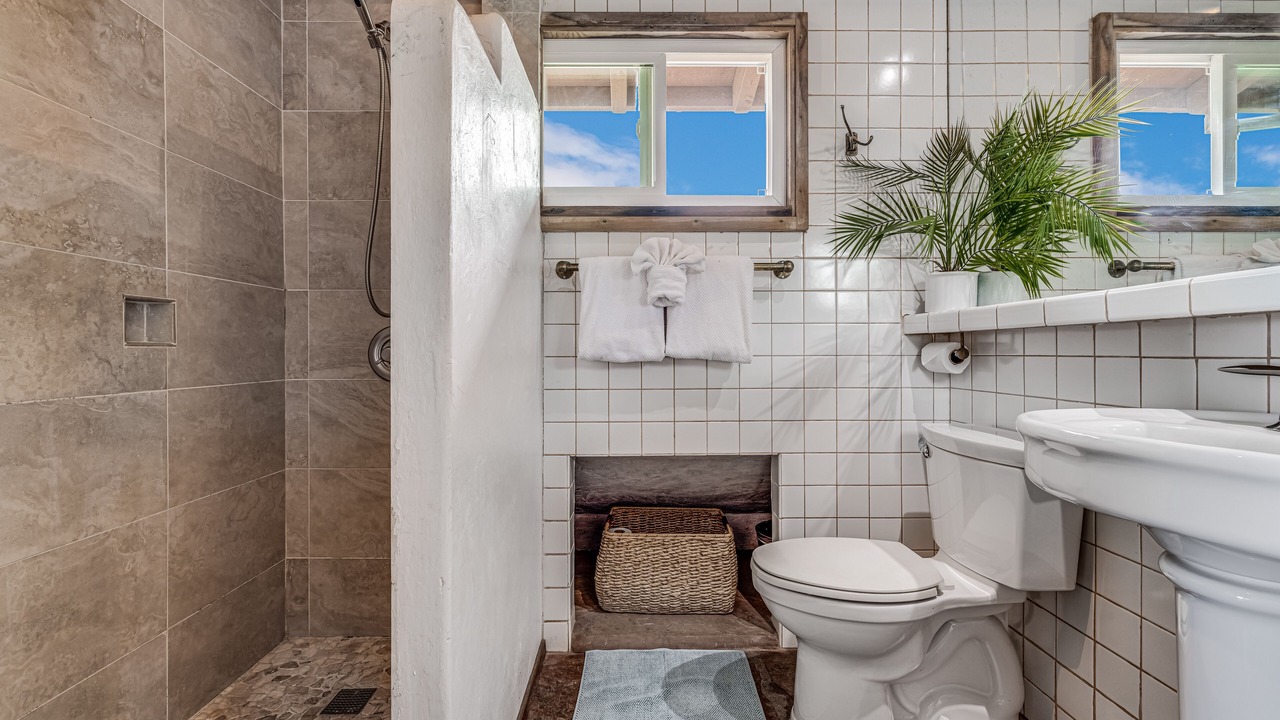 Photo of Bathroom in Kuau