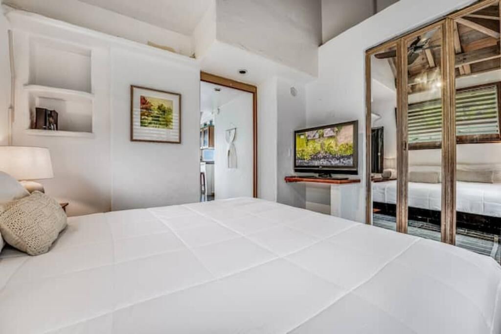 Photo of Bedroom in Kuau