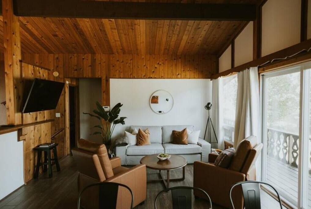 Photo of Livingroom in Calabogie