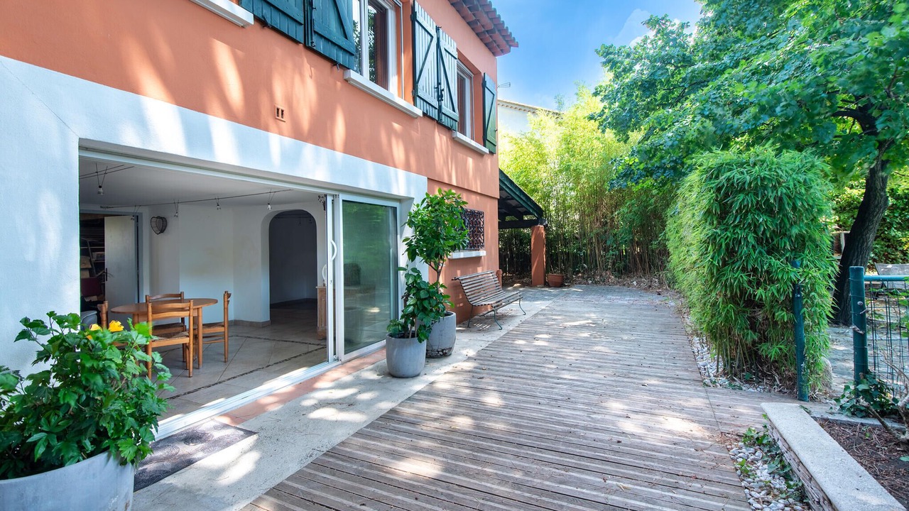 Photo of Others in Pertuis