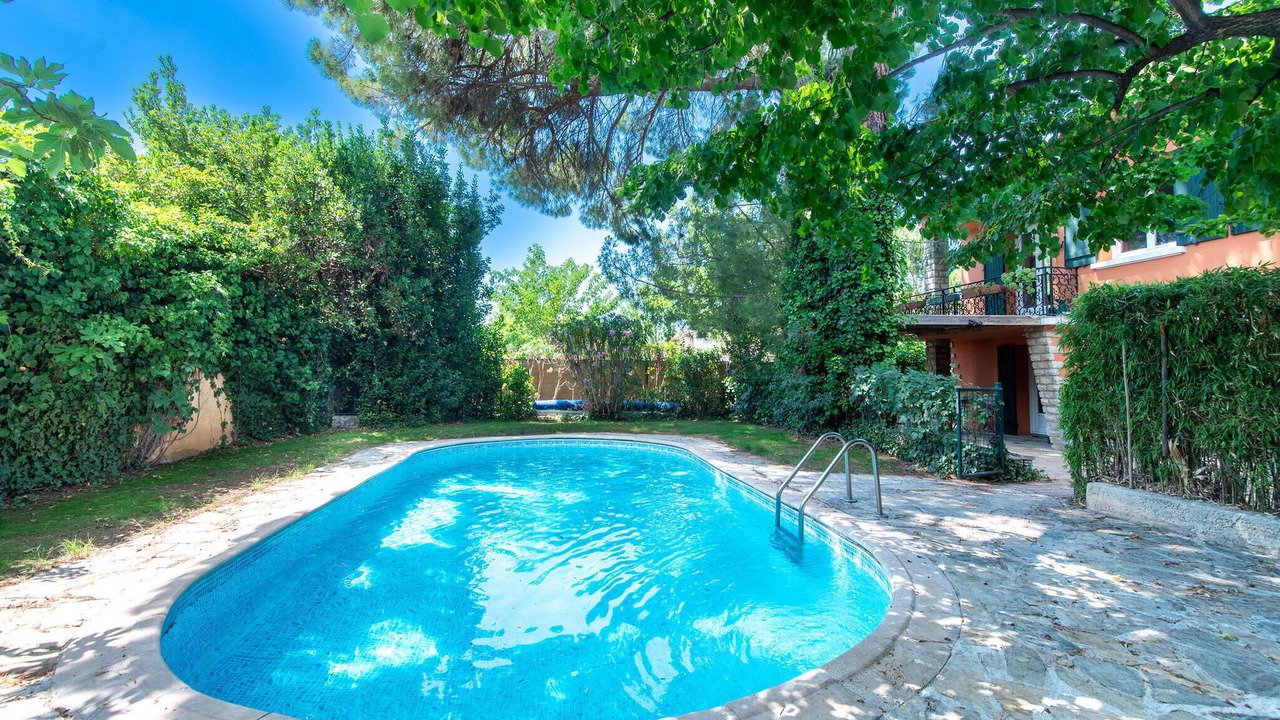 Photo of Outdoor in Pertuis