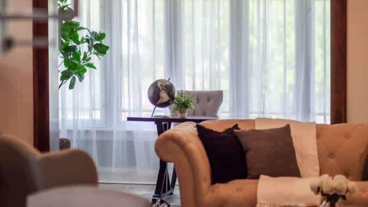 Photo of Livingroom in Cleveland