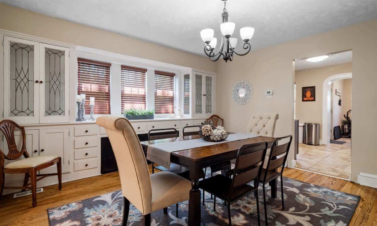 Photo of Bedroom in Cleveland