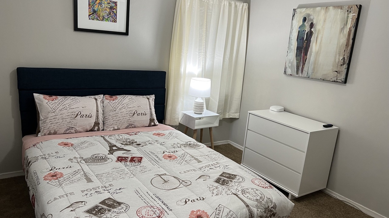 Photo of Bedroom in Valdosta