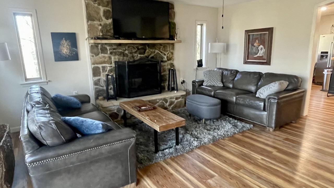 Photo of Livingroom in Higden