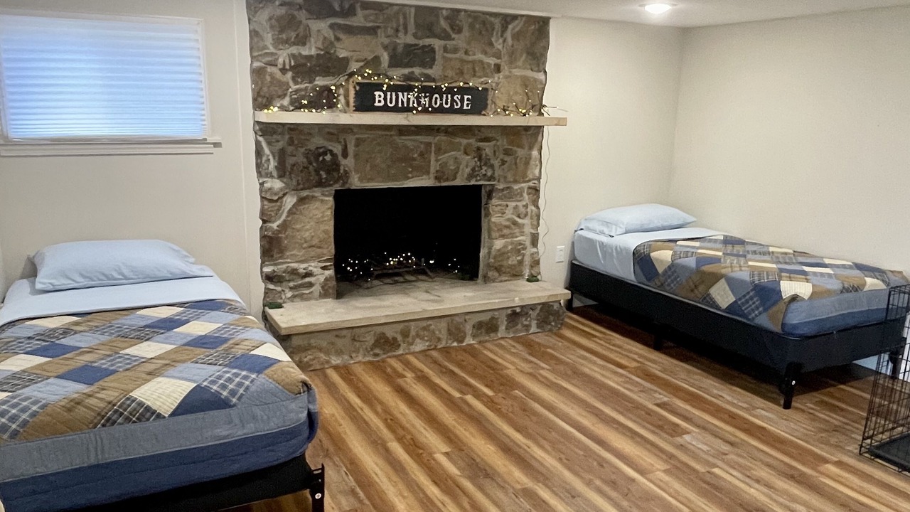 Photo of Bedroom in Higden