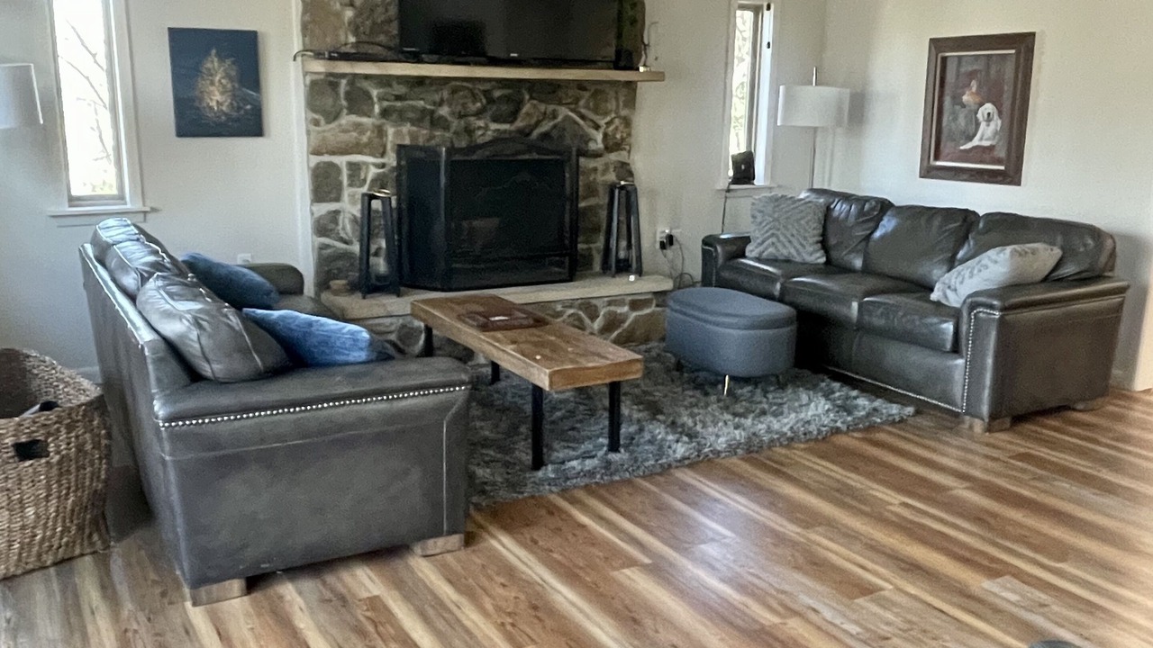 Photo of Livingroom in Higden