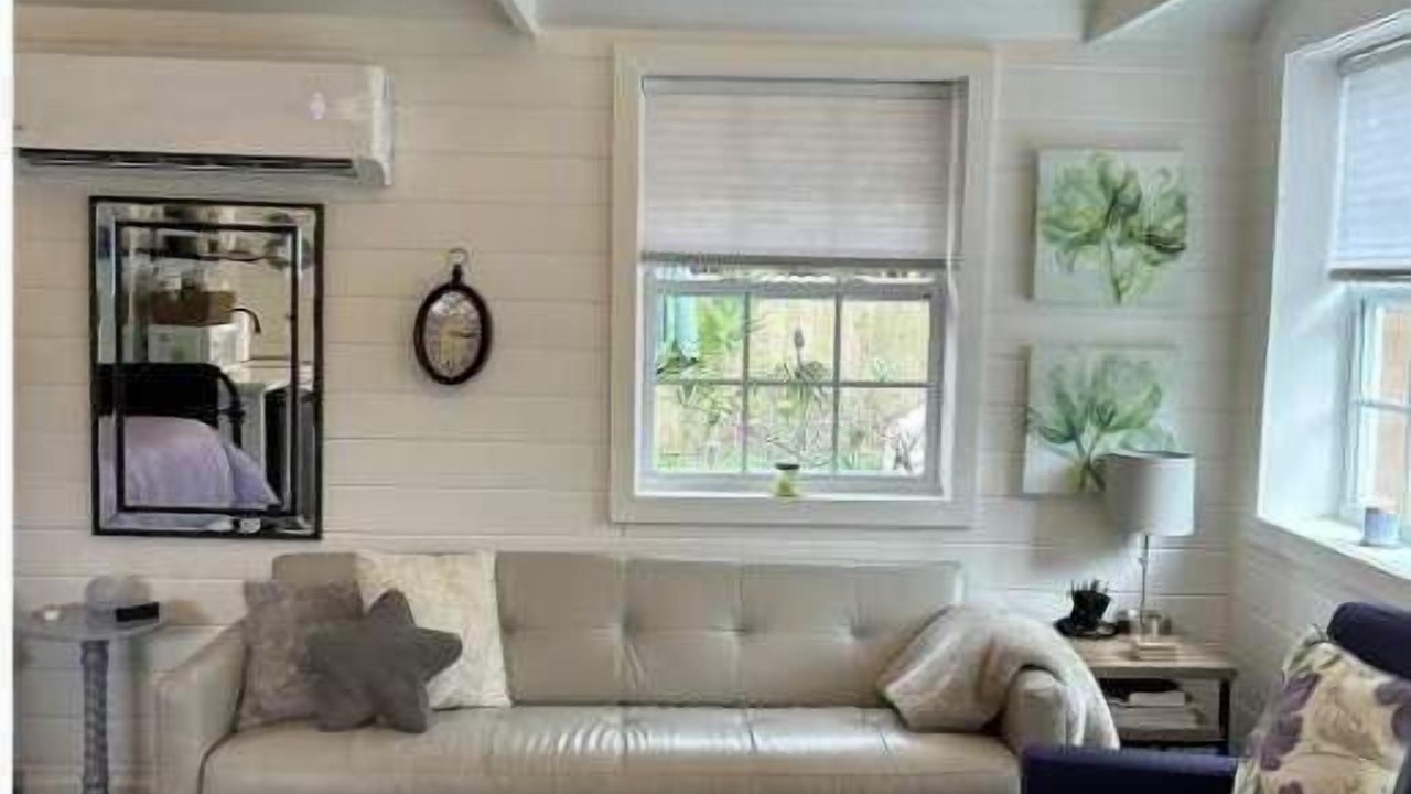 Photo of Livingroom in Mandeville