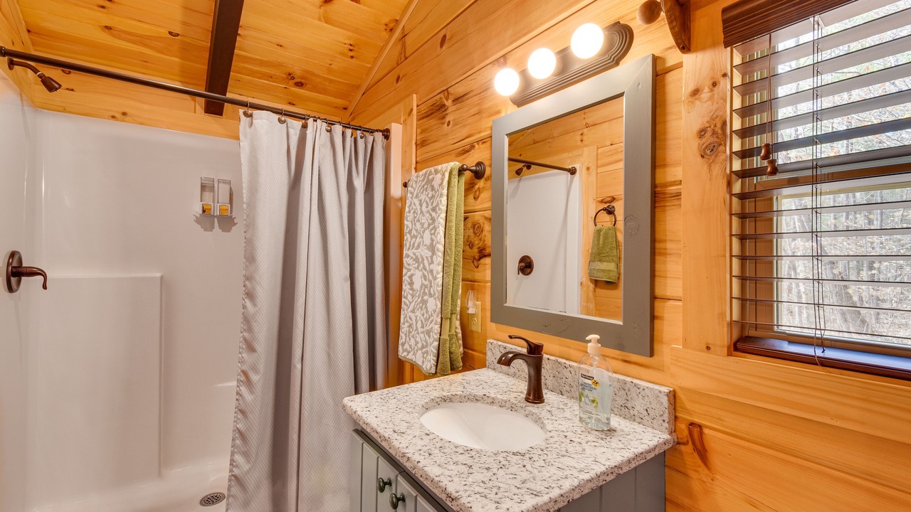 Photo of Bathroom in Seneca
