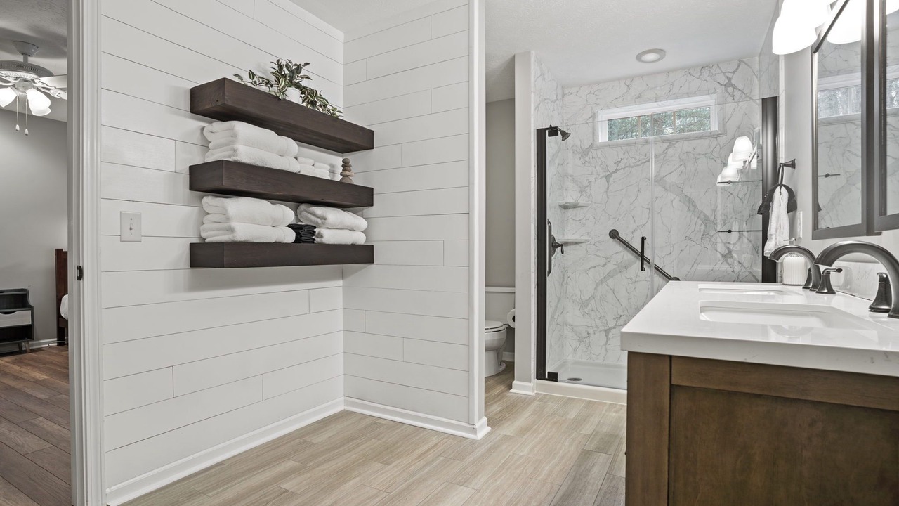Photo of Bathroom in Travelers Rest