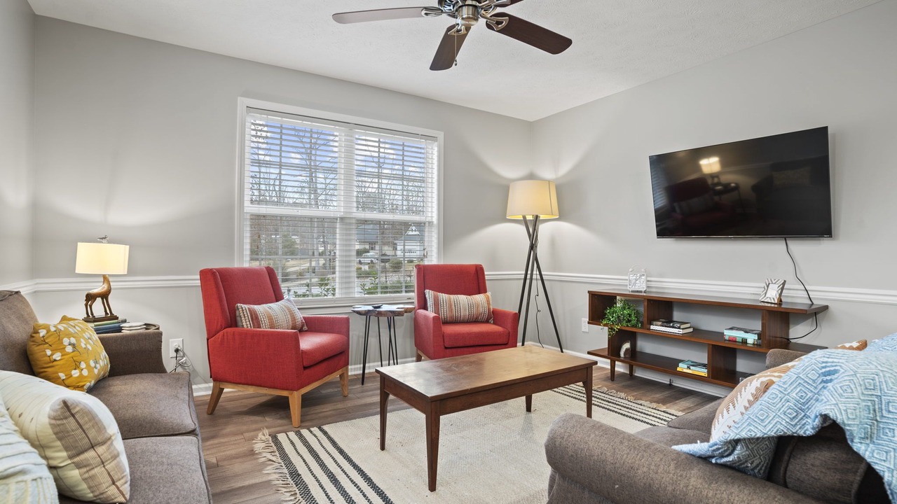 Photo of Livingroom in Travelers Rest
