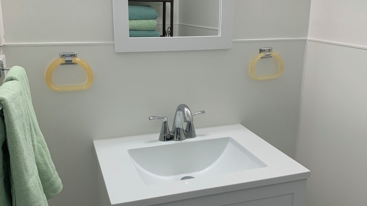 Photo of Bathroom in Warren