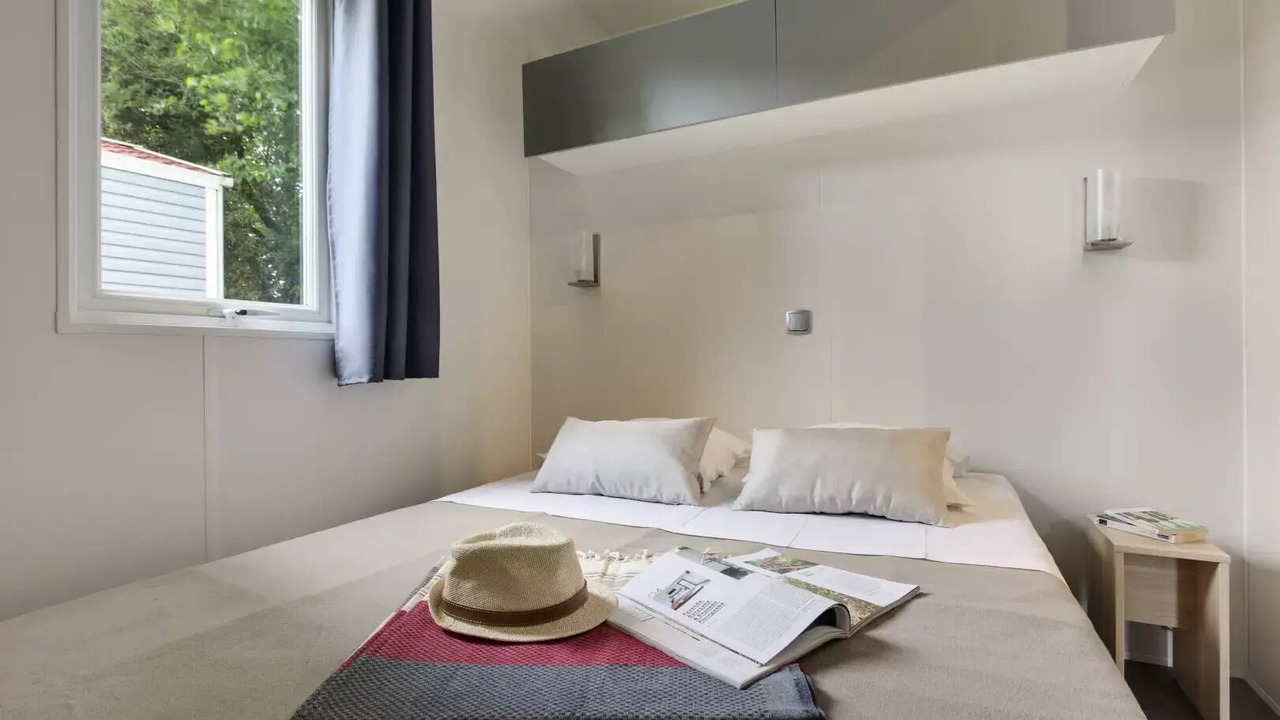 Photo of Bedroom in Saint-Julien-des-Landes