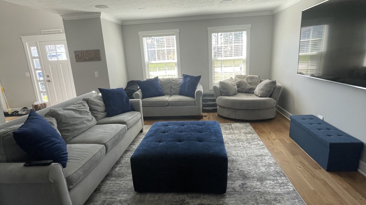Photo of Livingroom in Bay Village