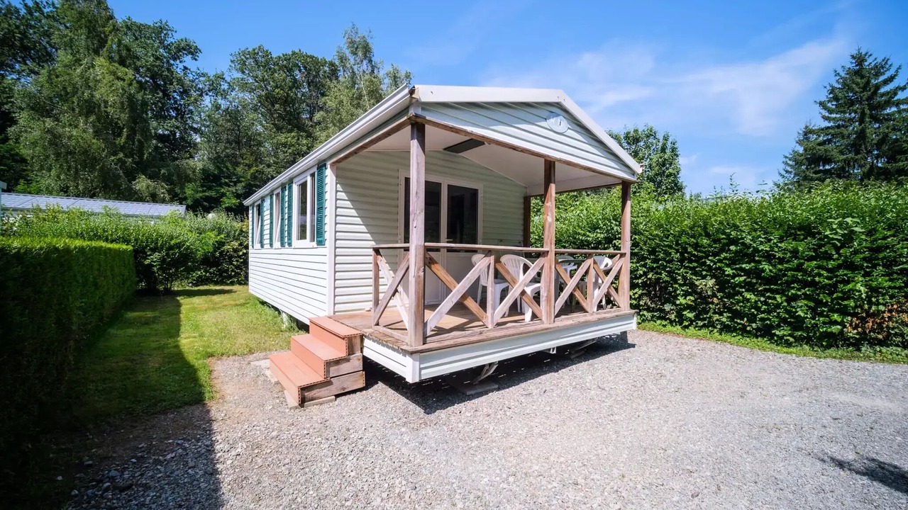 Photo of Outdoor in Leval