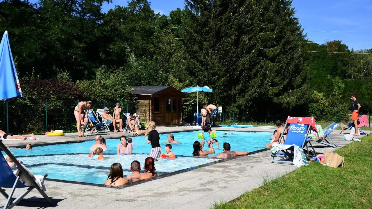 Photo of Outdoor in Leval