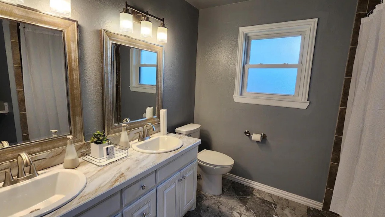 Photo of Bedroom in Denison