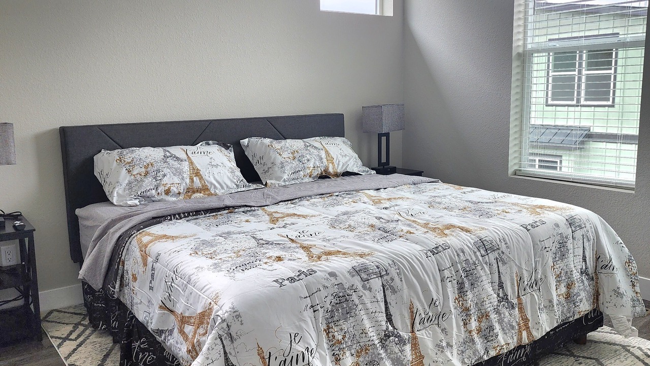 Photo of Bedroom in Lamar Heights Area