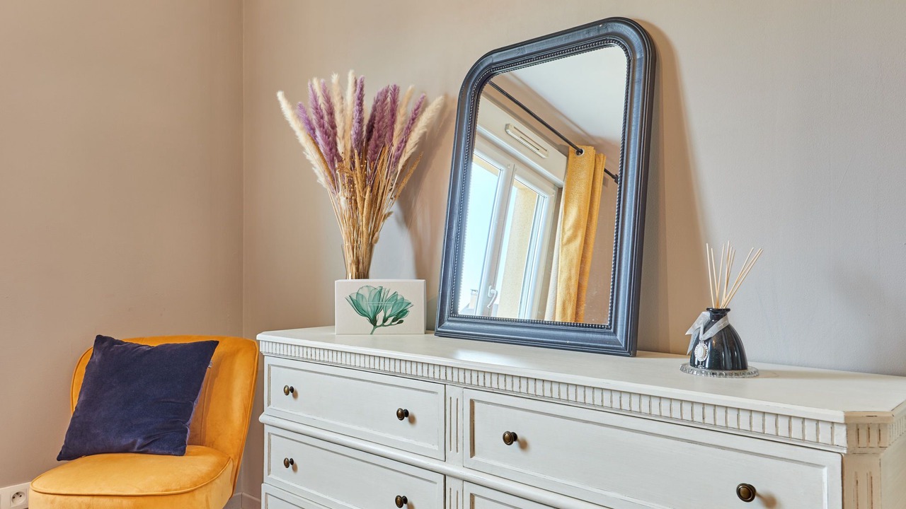 Photo of Bedroom in Portbail