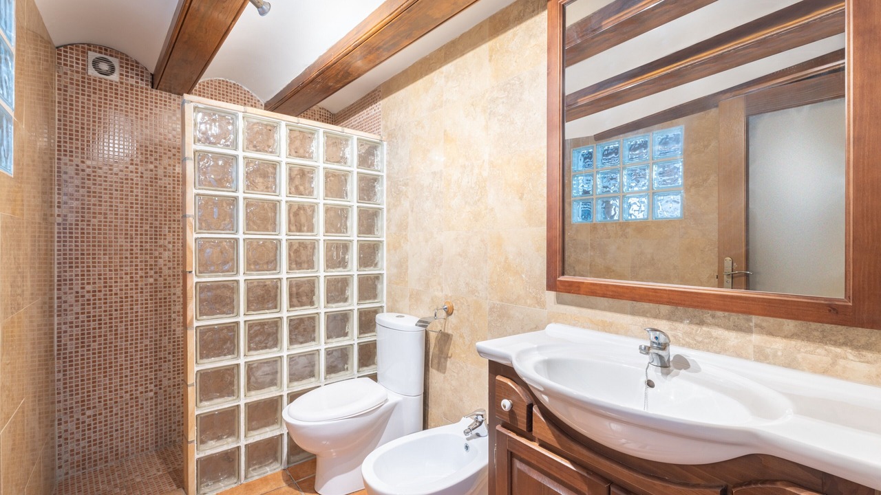 Photo of Bathroom in Bicorp
