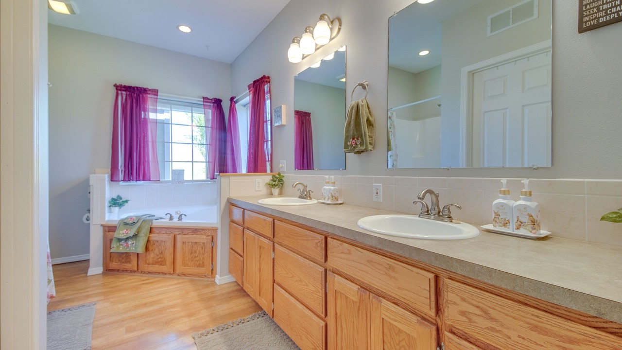 Photo of Bathroom in Bates