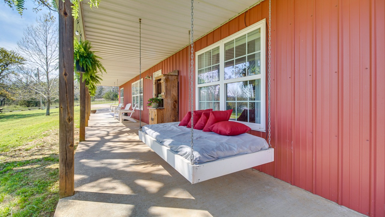 Photo of Outdoor in Bates