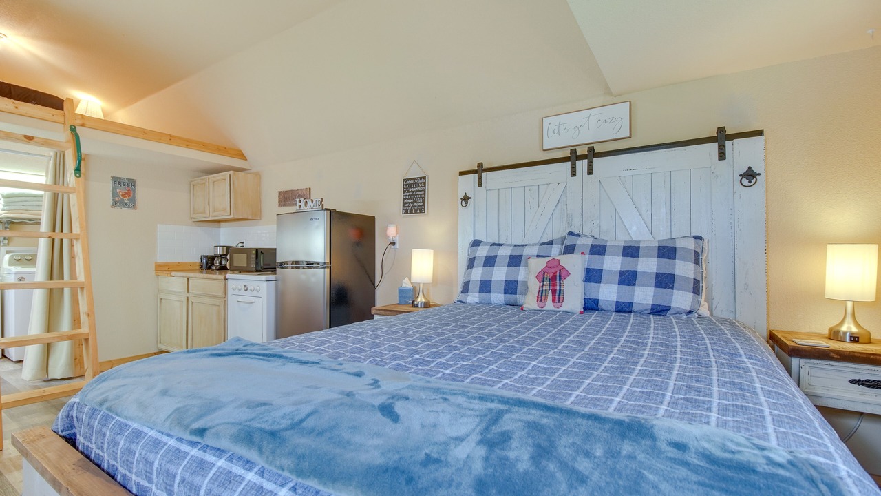 Photo of Bedroom in Bates