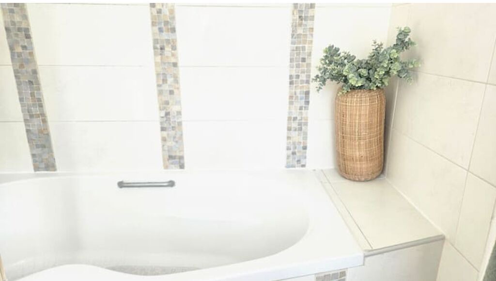 Photo of Bathroom in Centre