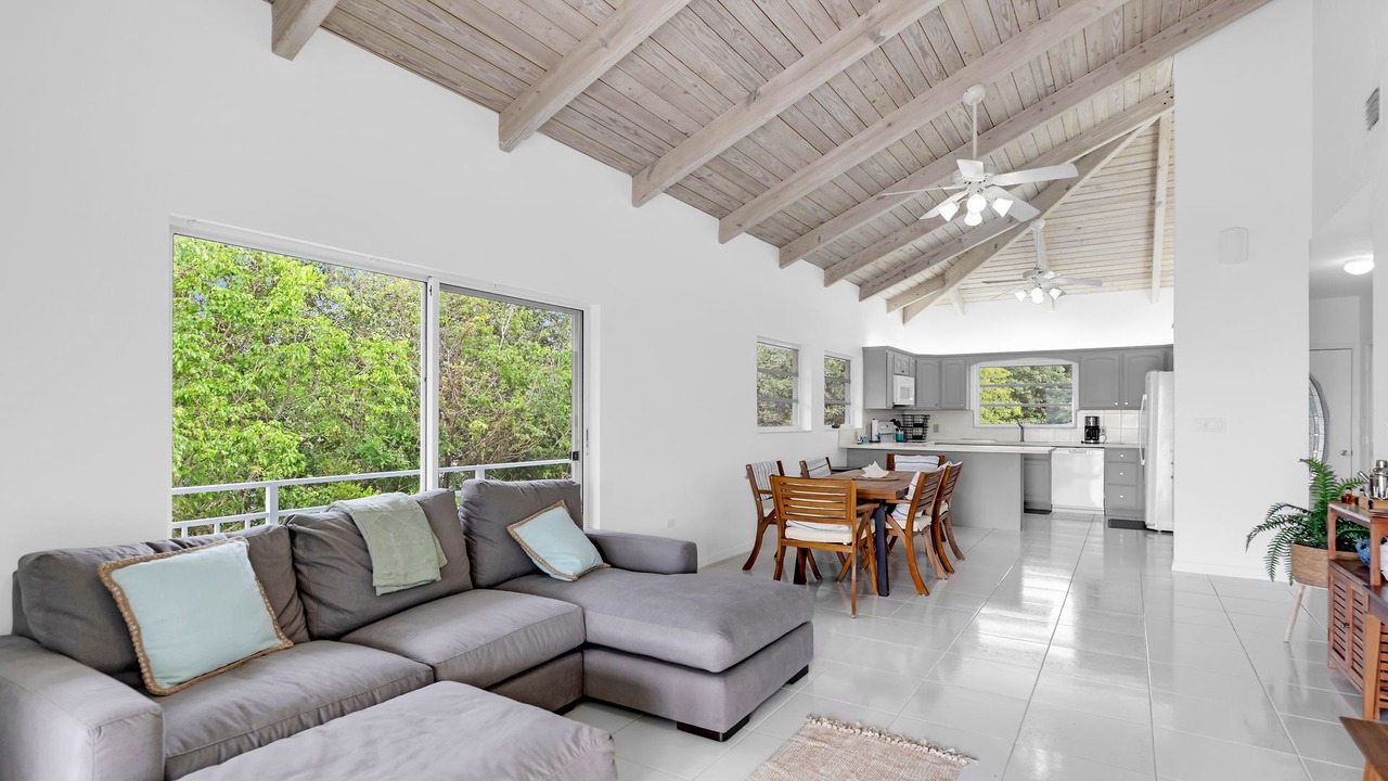 Photo of Livingroom in Hammer Point