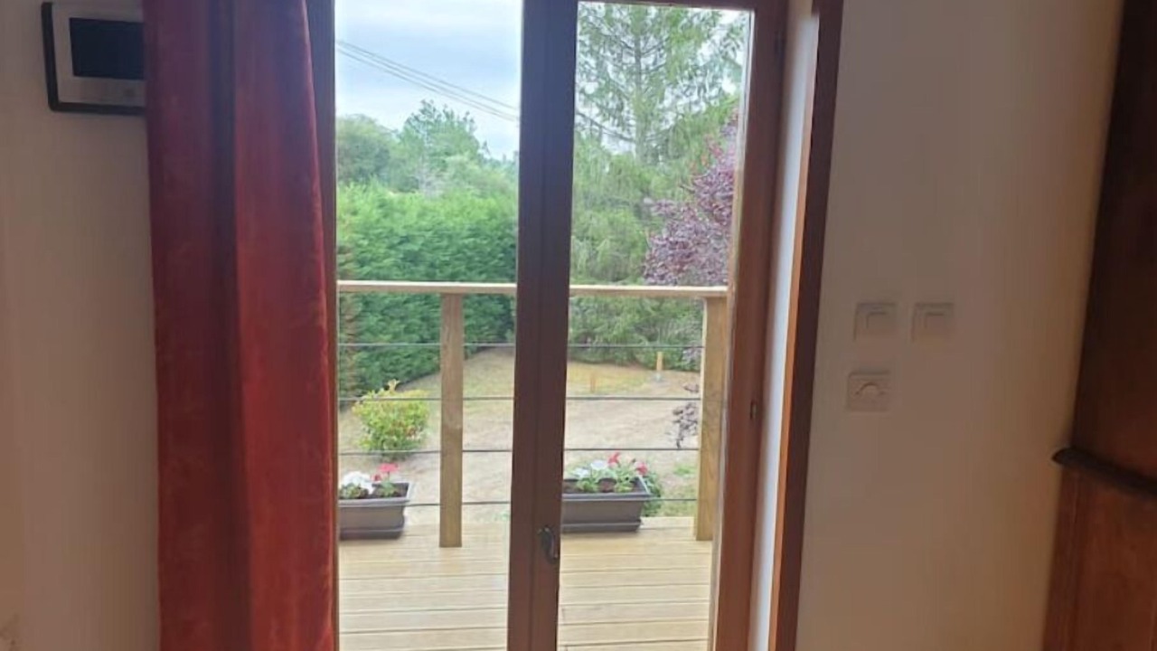 Photo of Others in Losse