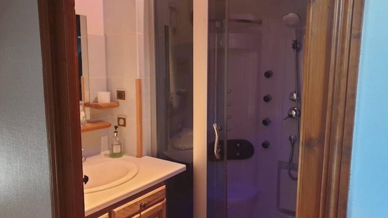 Photo of Bathroom in Losse