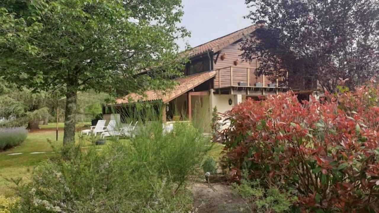 Photo of Outdoor in Losse