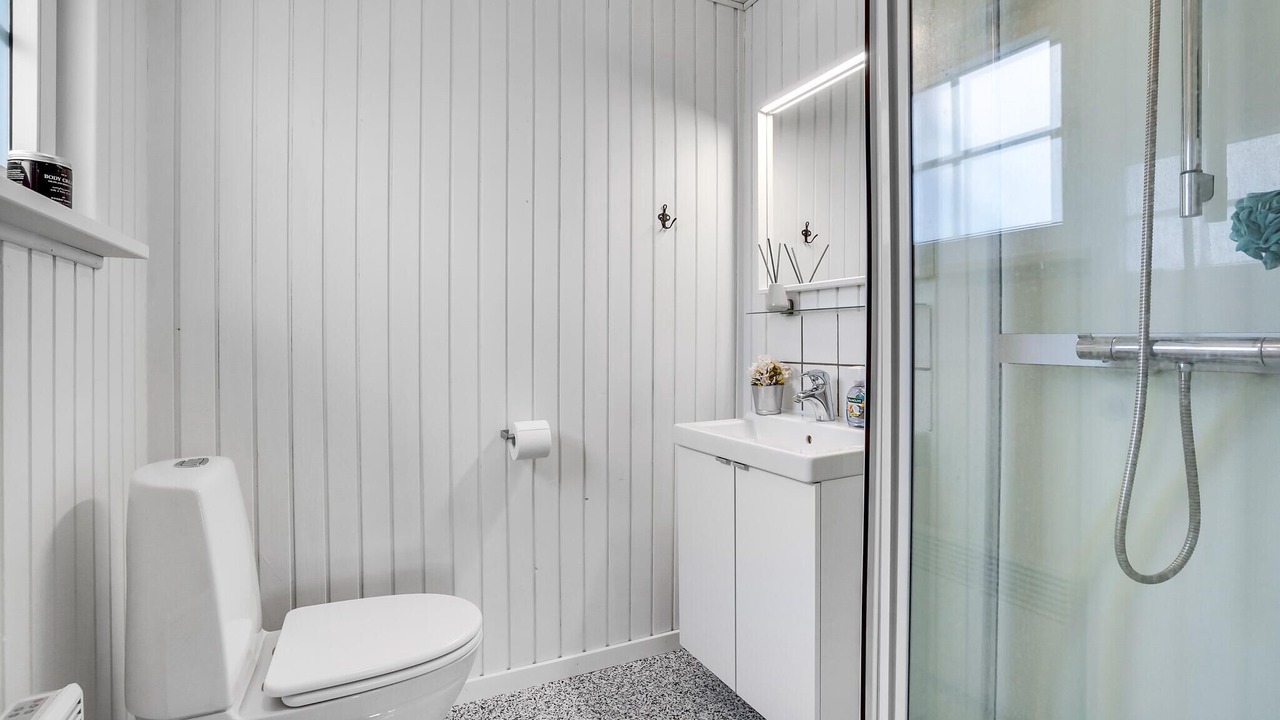 Photo of Bathroom in Diernæs
