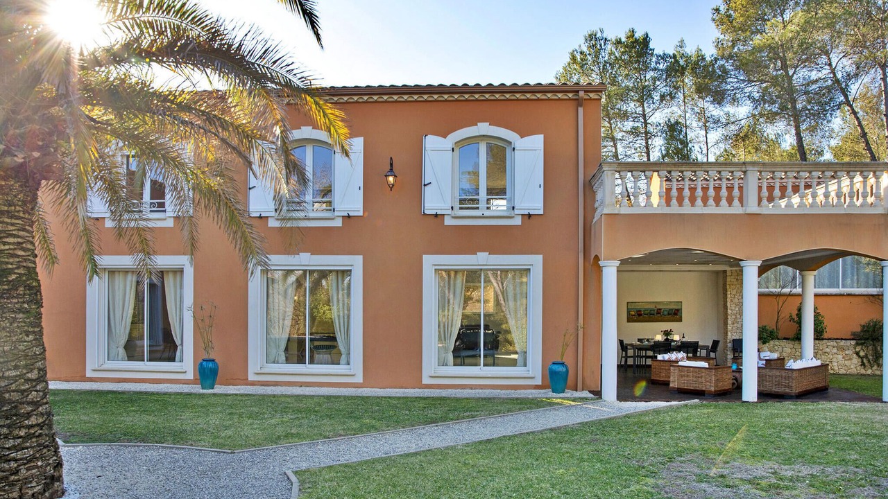 Photo of Others in Cannes-et-Clairan