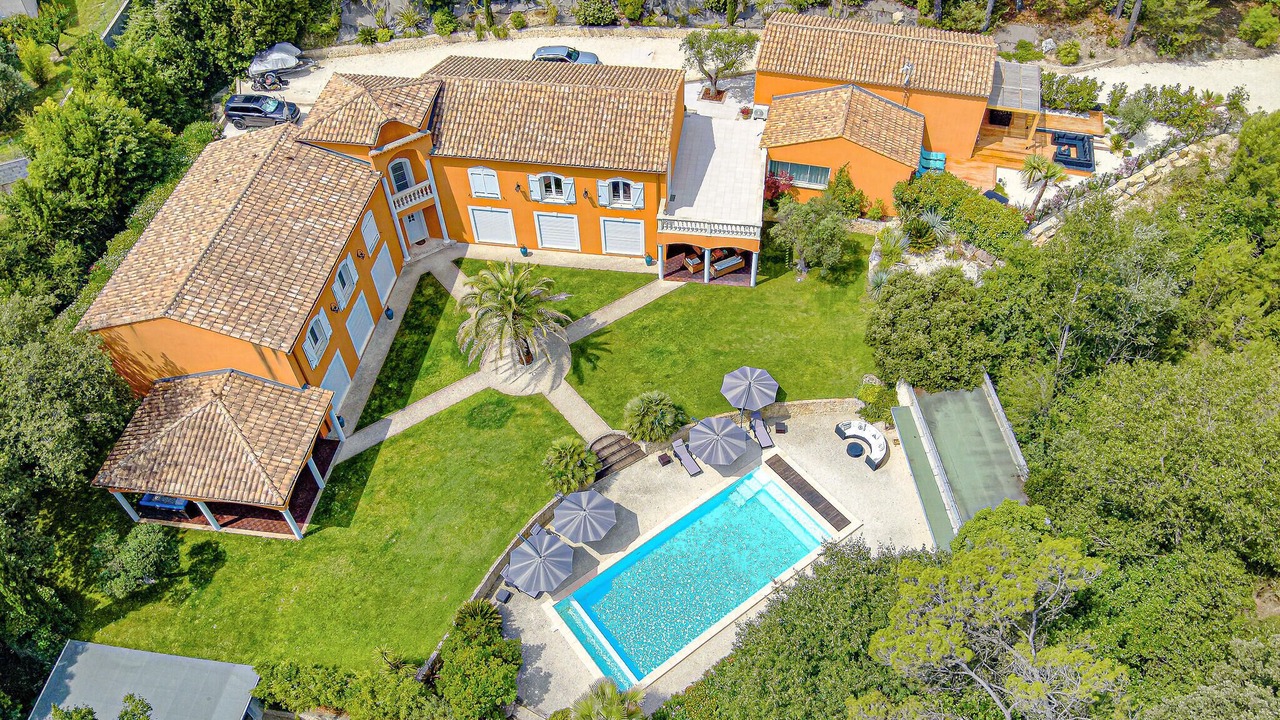 Photo of Outdoor in Cannes-et-Clairan