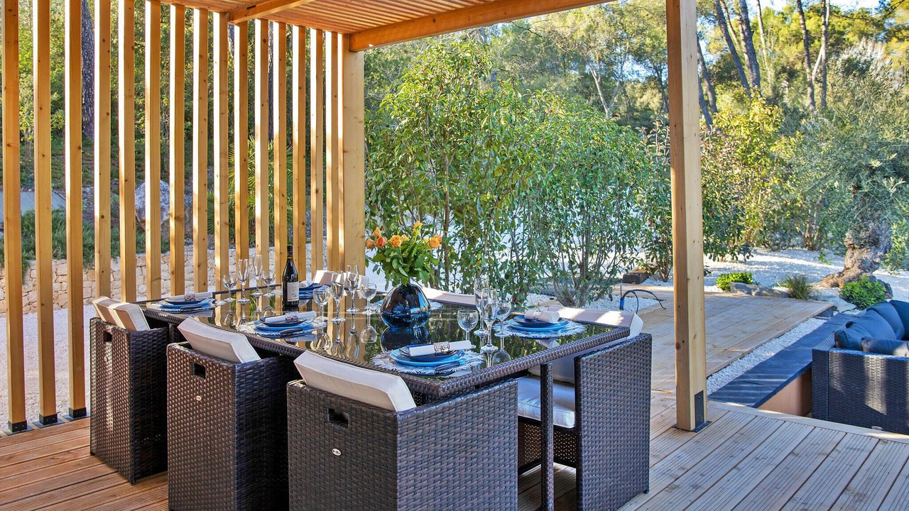 Photo of Others in Cannes-et-Clairan