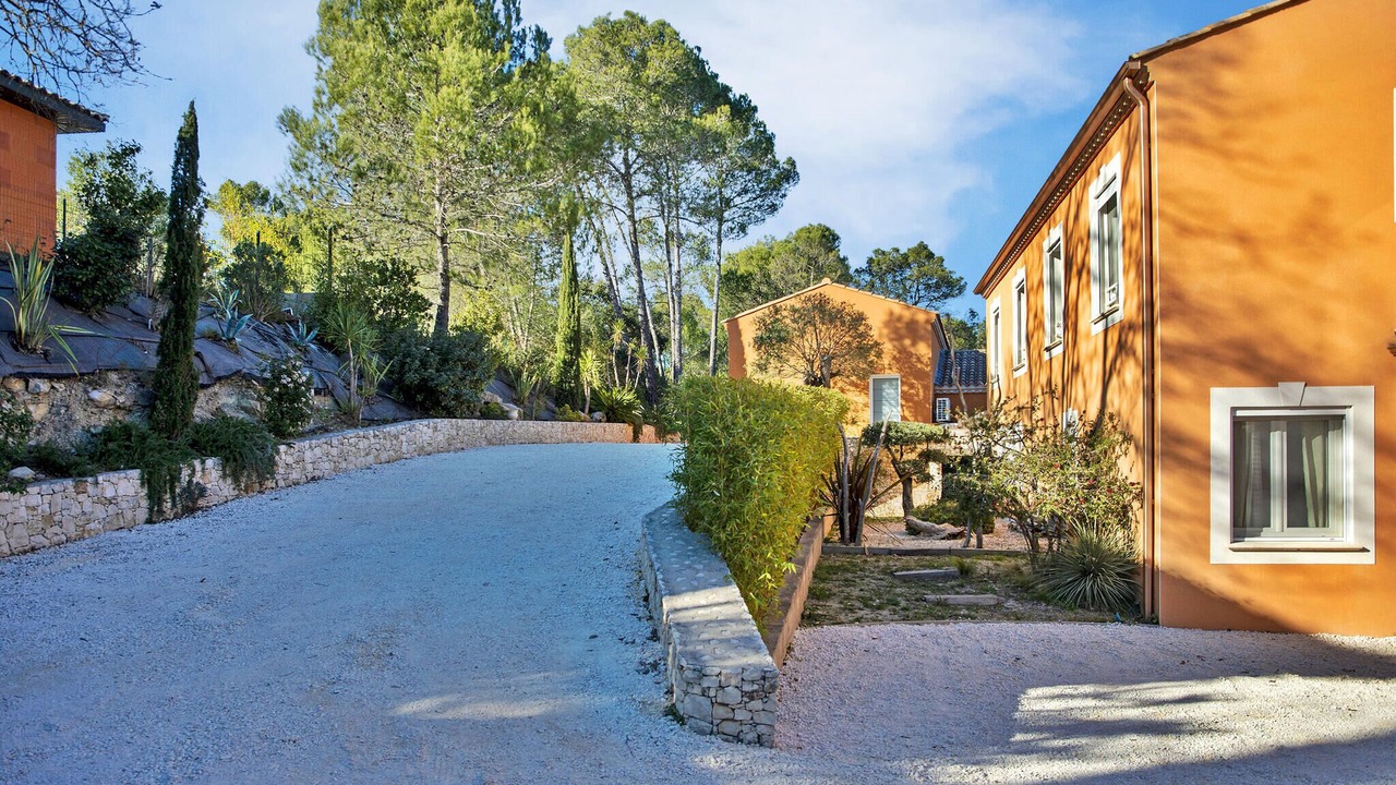 Photo of Others in Cannes-et-Clairan