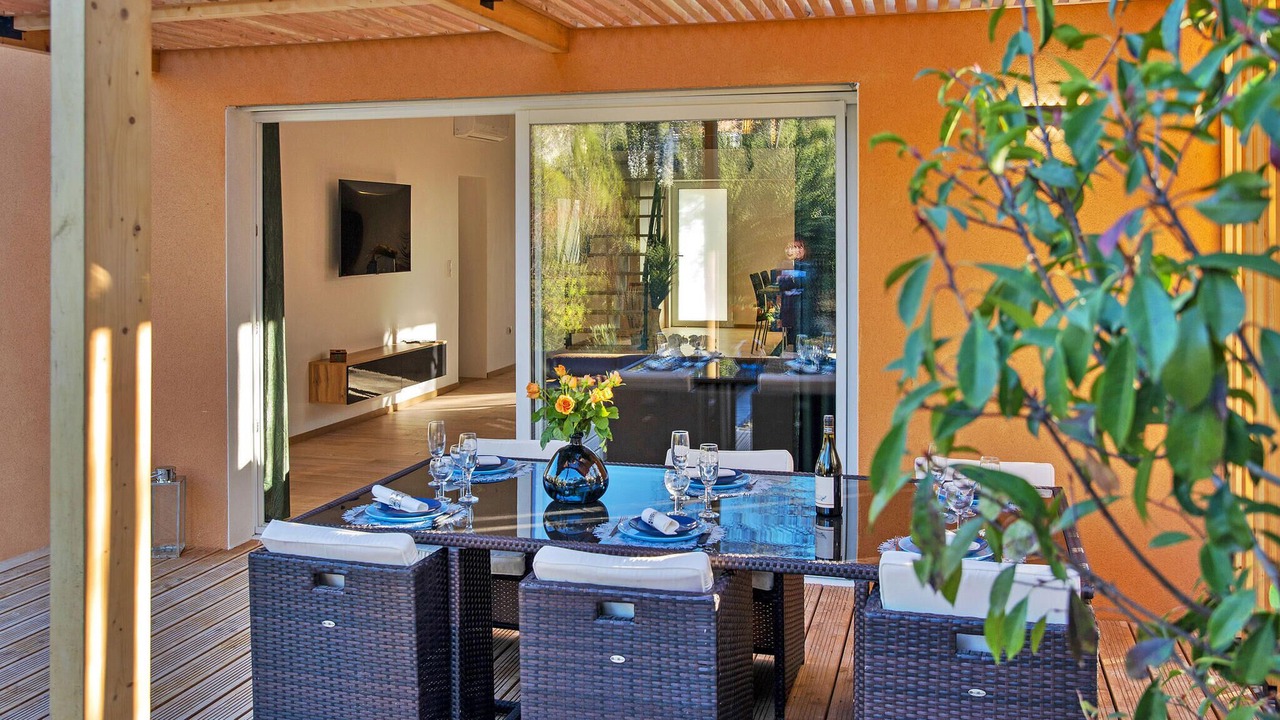 Photo of Others in Cannes-et-Clairan