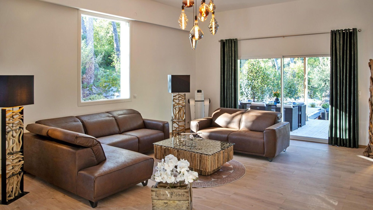 Photo of Bedroom in Cannes-et-Clairan