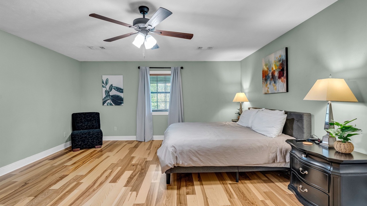 Photo of Bedroom in Pheba