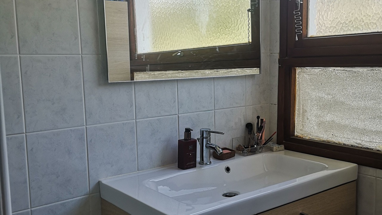 Photo of Bathroom in Andresy