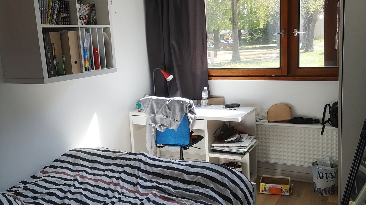 Photo of Bedroom in Andresy