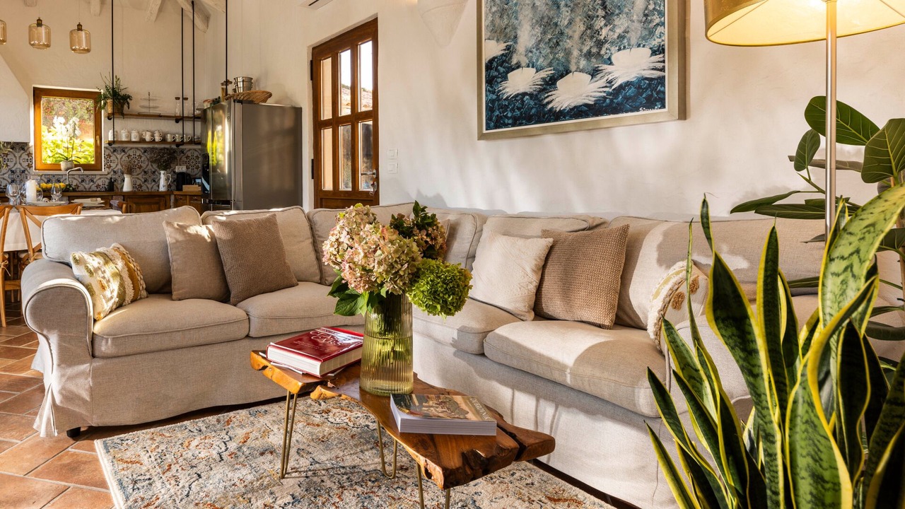 Photo of Livingroom in Molunat
